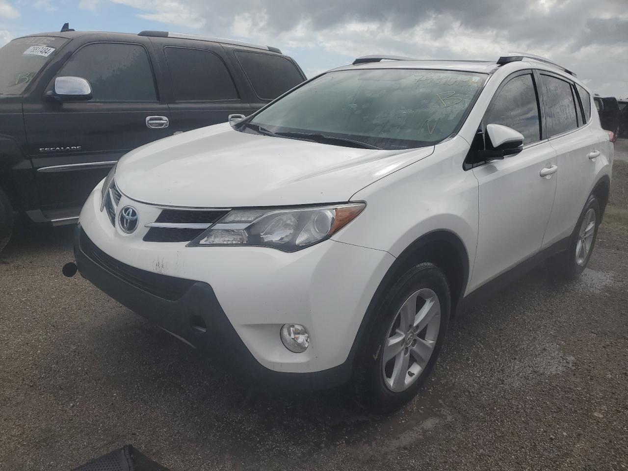 VIN JTMWFREVXDD006047 2013 TOYOTA RAV4 no.1