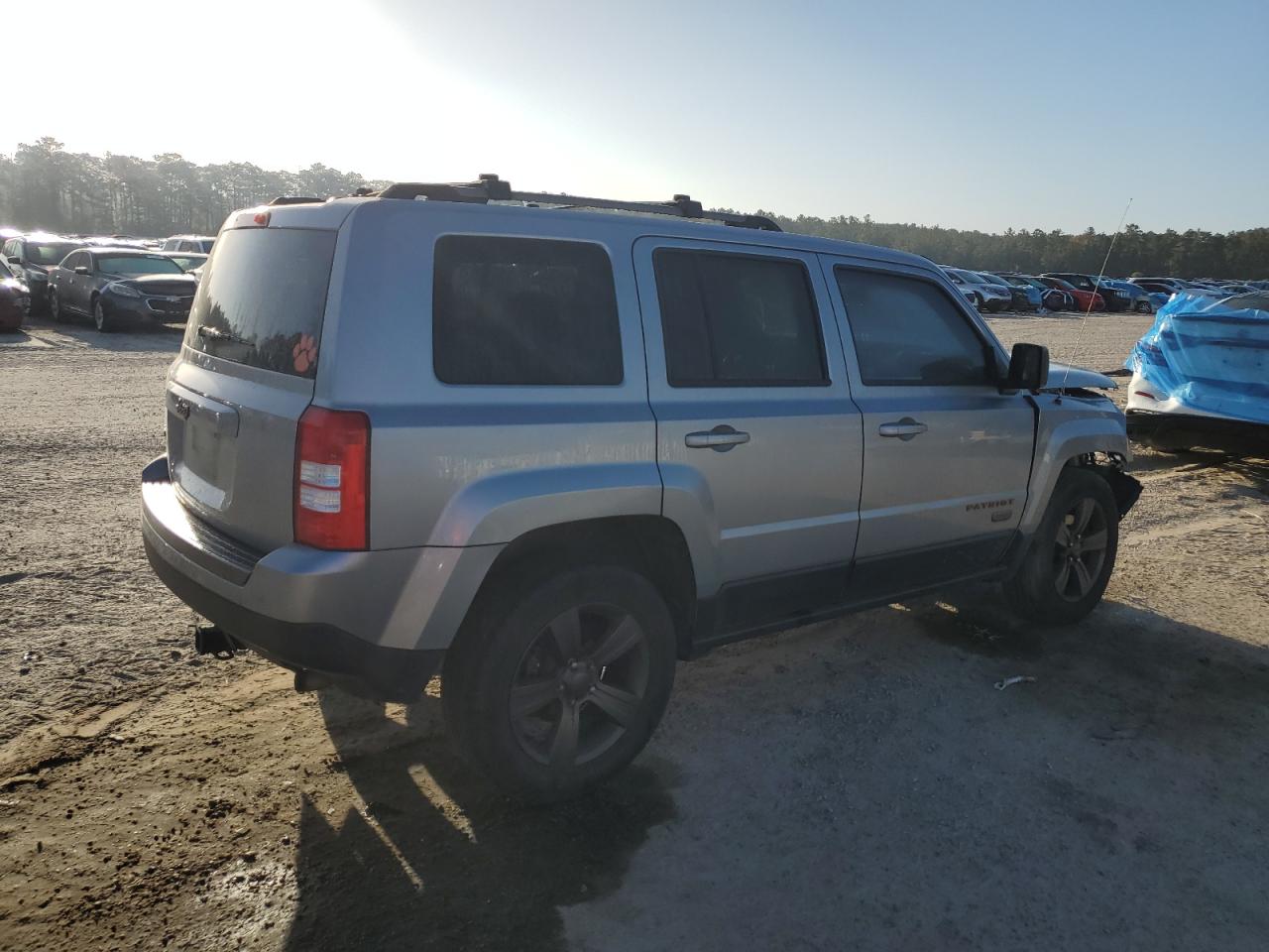2017 Jeep Liberty (Patriot) - Image 3