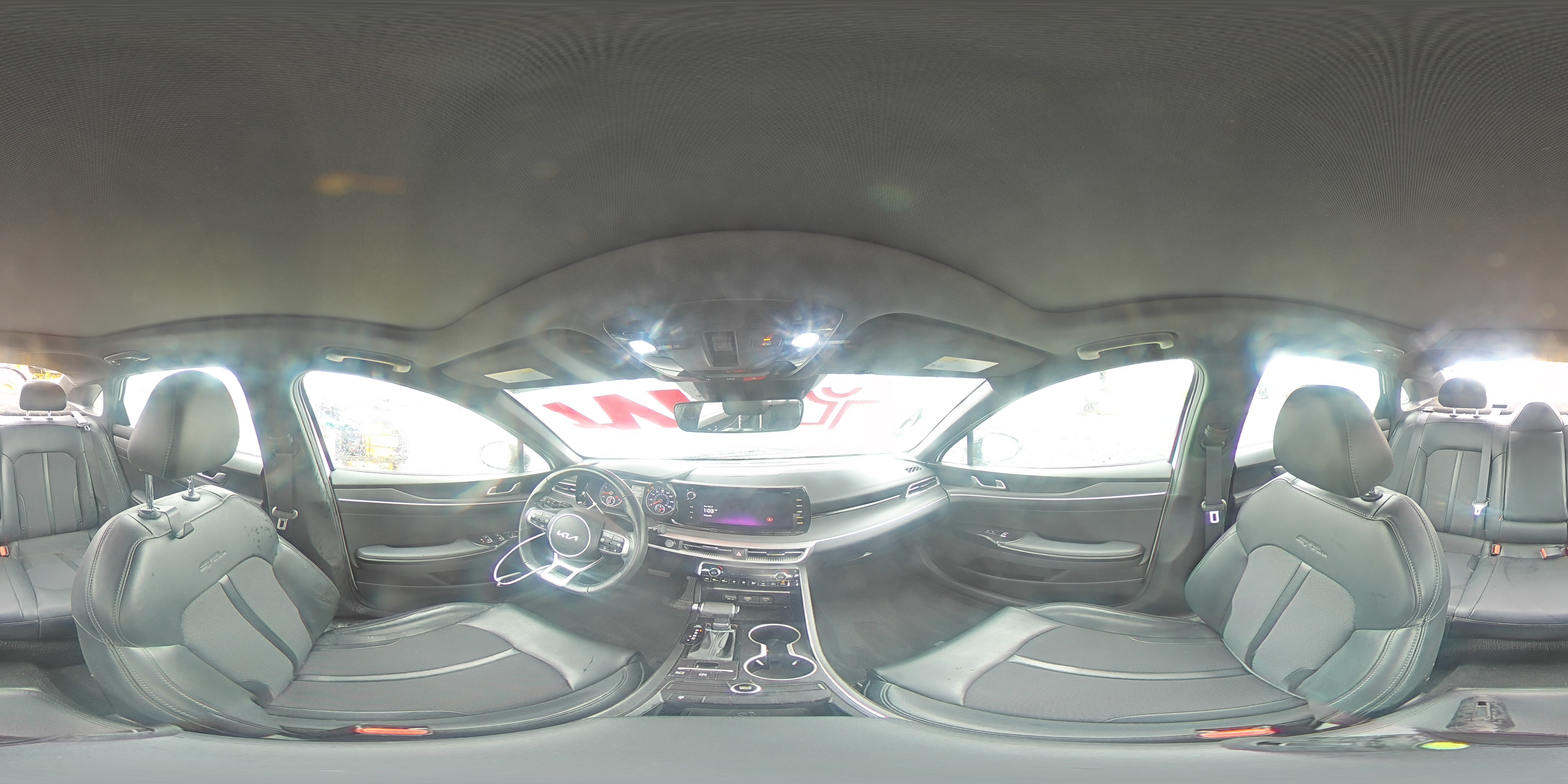 2023 Kia K5 - Image 14