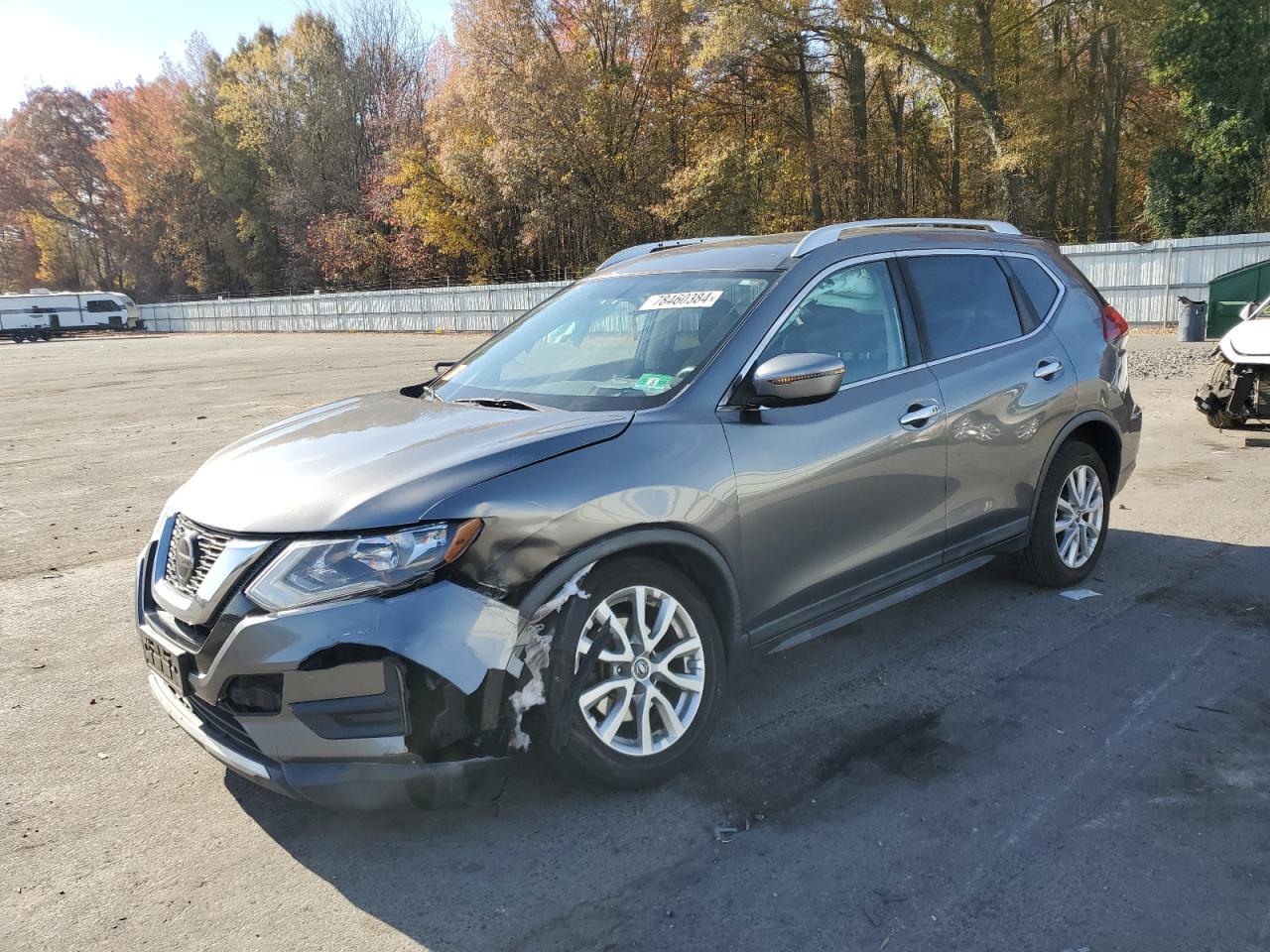 2018 Nissan Rogue - Image 1