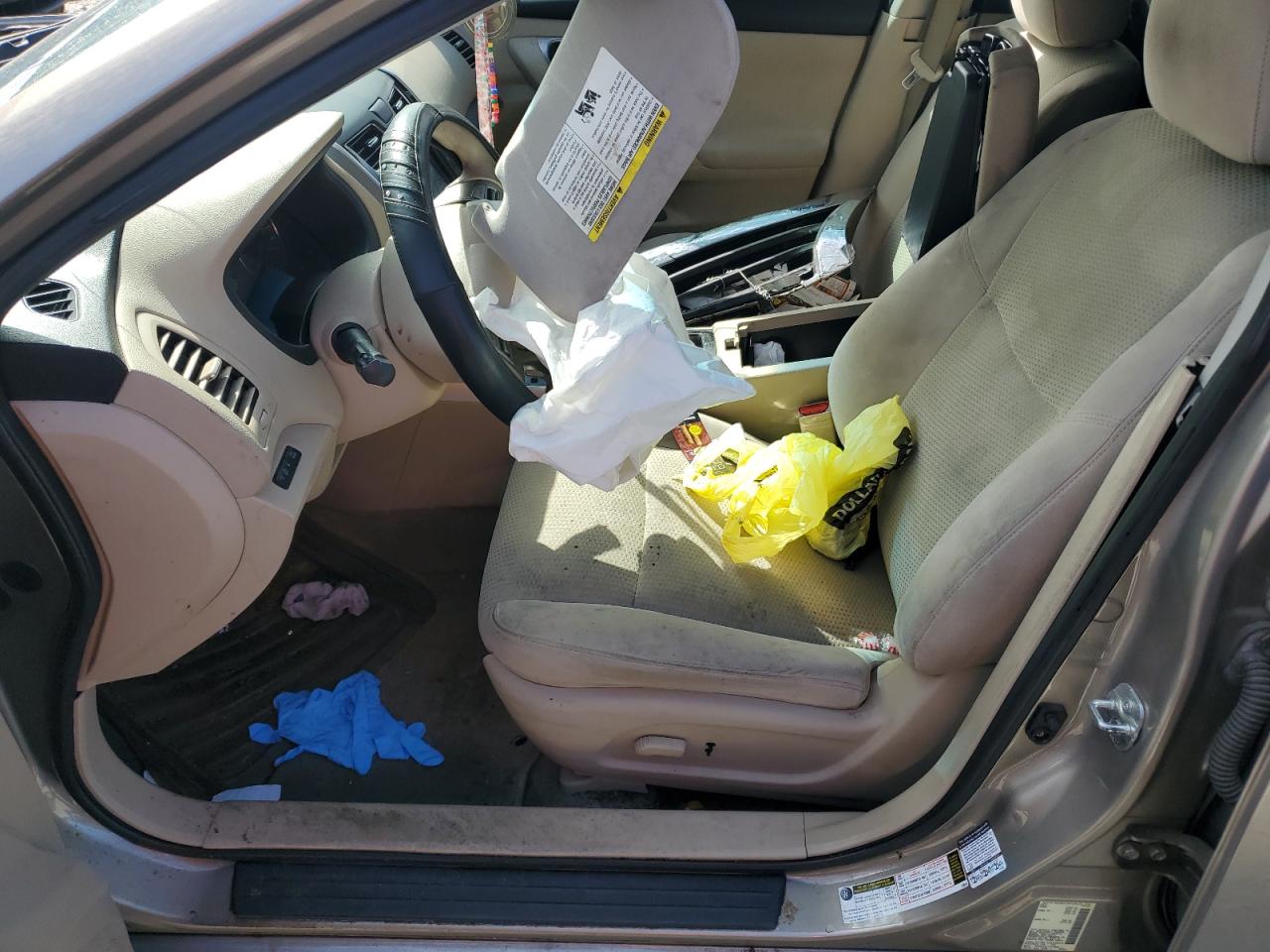 2014 Nissan Altima - Image 7
