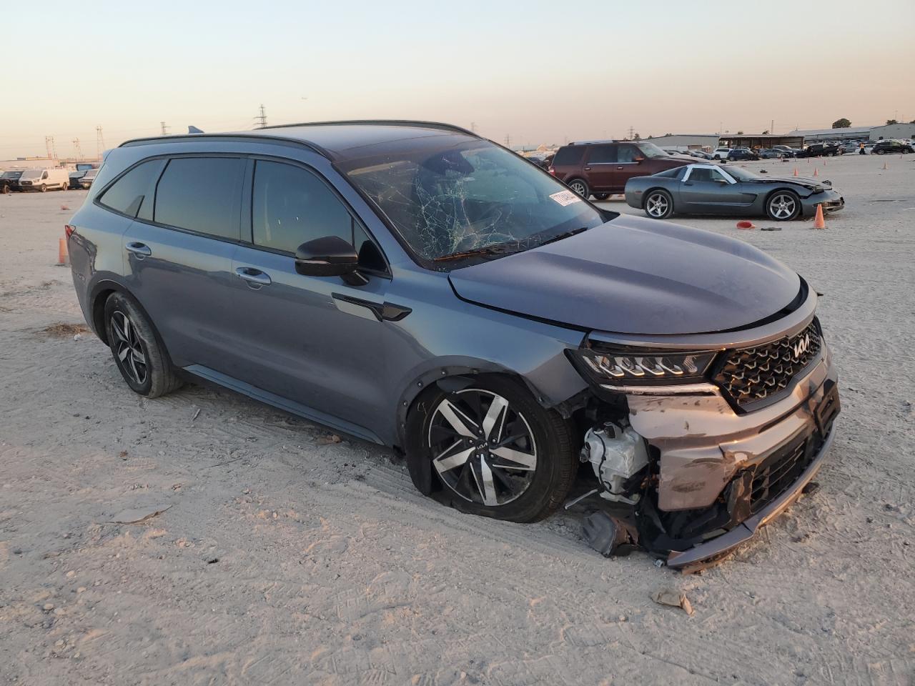 2022 Kia Sorento - Image 4