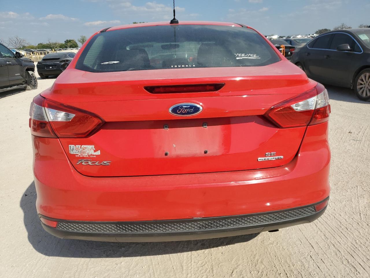 2014 Ford Focus Se VIN: 1FADP3F24EL117468 Lot: 75043924