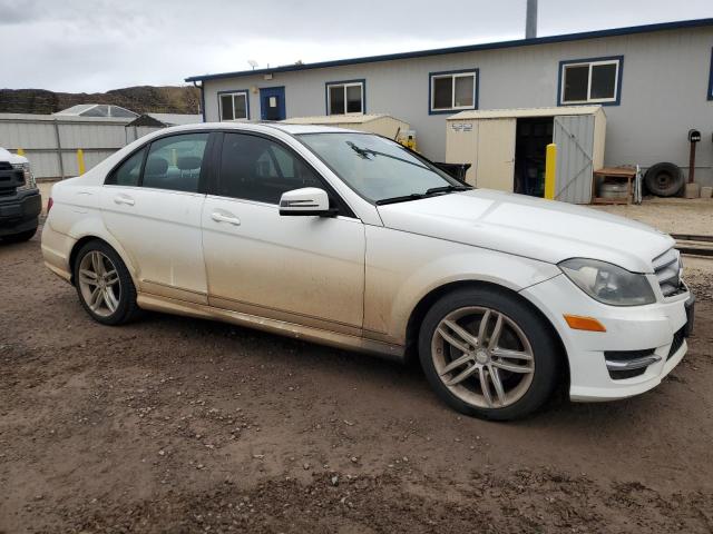  MERCEDES-BENZ C-CLASS 2013 Biały