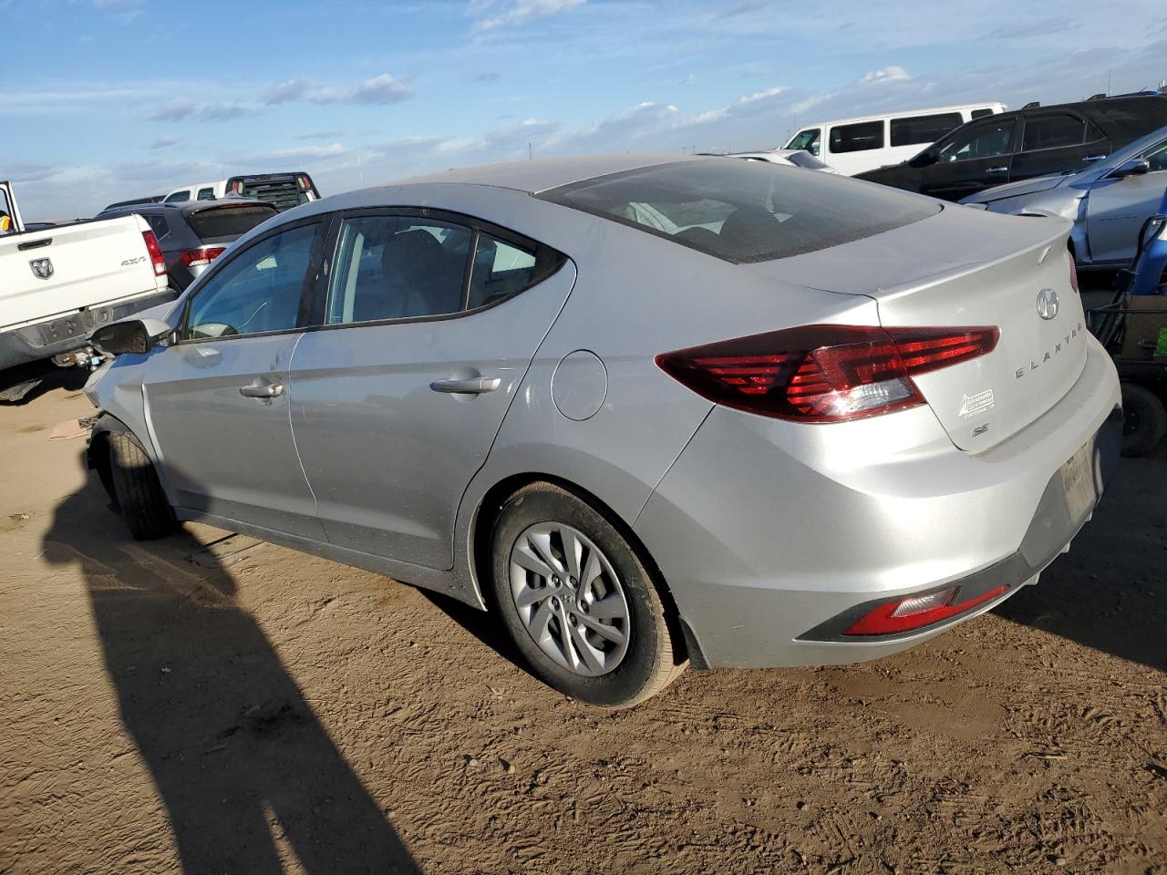 2020 Hyundai Elantra - Image 2