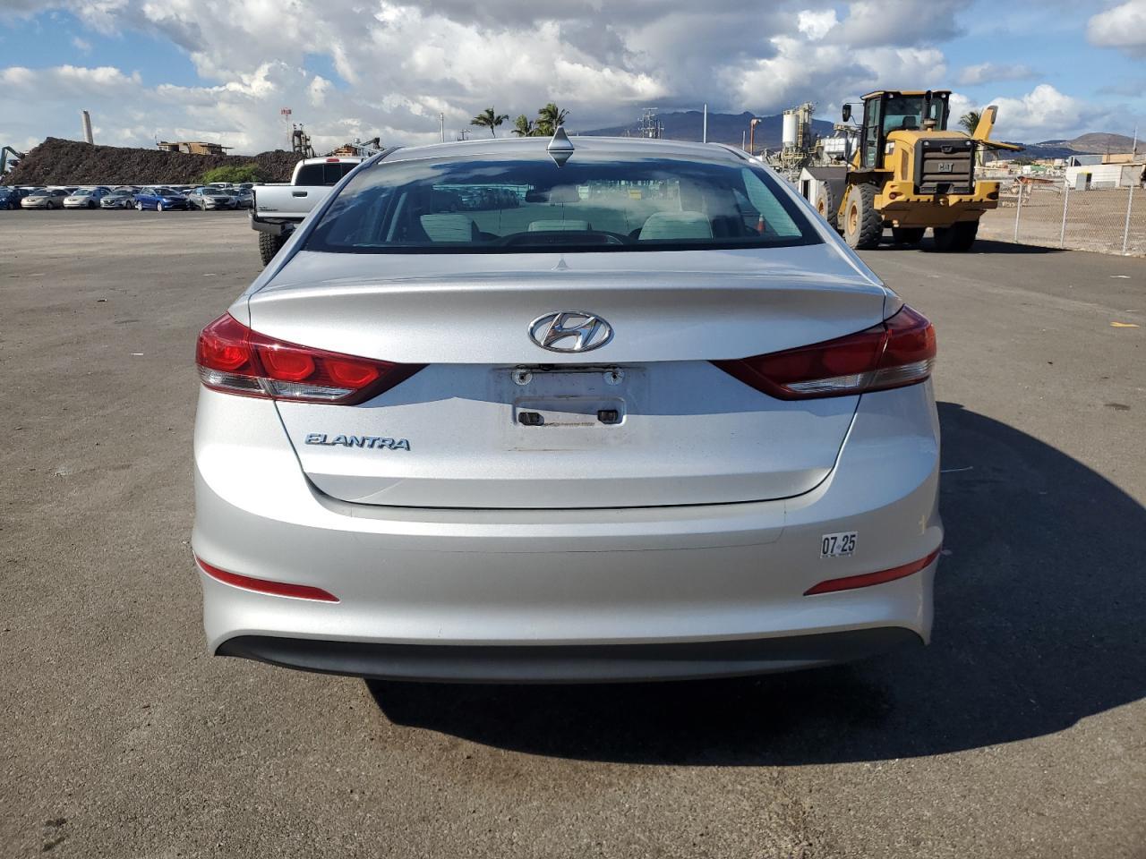 2018 Hyundai Elantra - Image 6