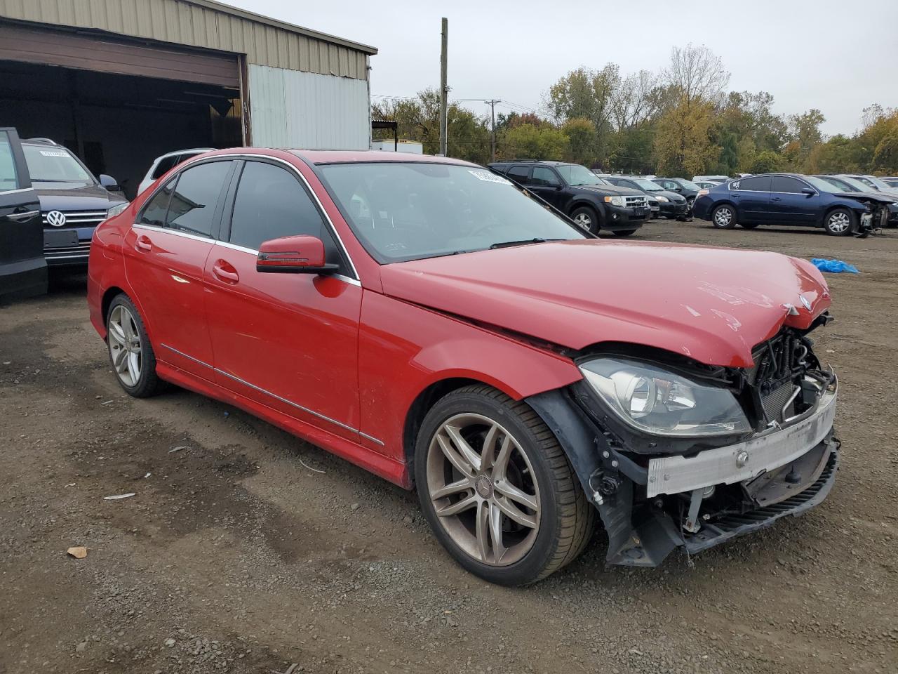 VIN WDDGF8ABXDA820538 2013 MERCEDES-BENZ C-CLASS no.4