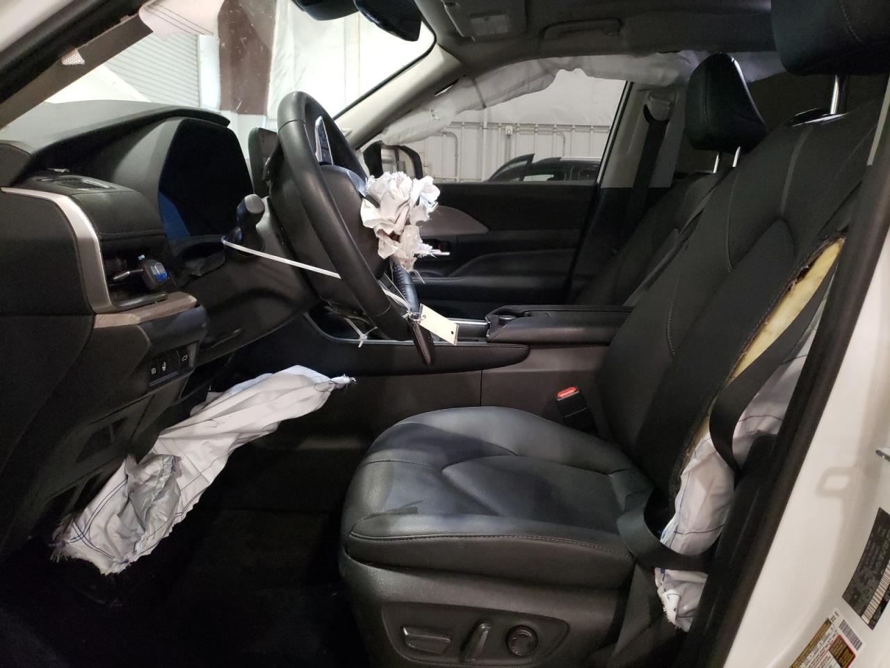 2024 Toyota Grand Highlander Xle VIN: 5TDAAAB55RS005401 Lot: 76703854