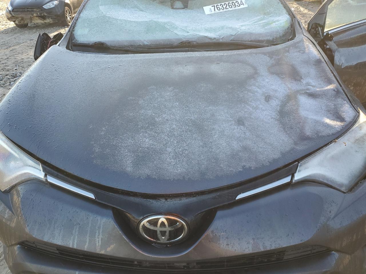 2018 Toyota RAV 4 - Image 13