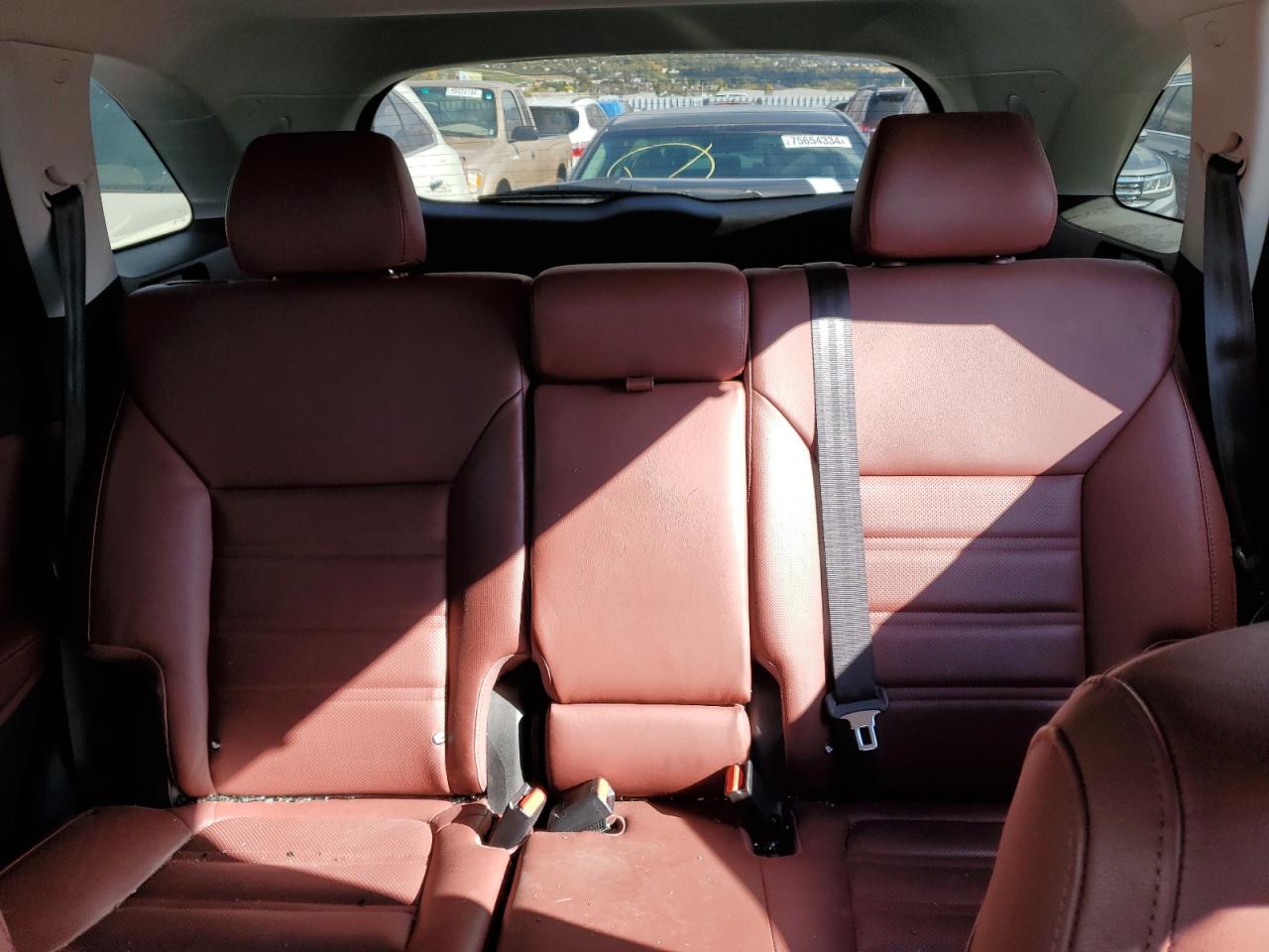 2017 Kia Sorento - Image 10
