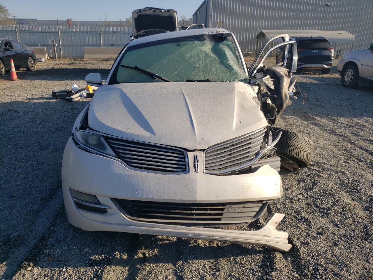 2015 Lincoln MKZ - Image 5