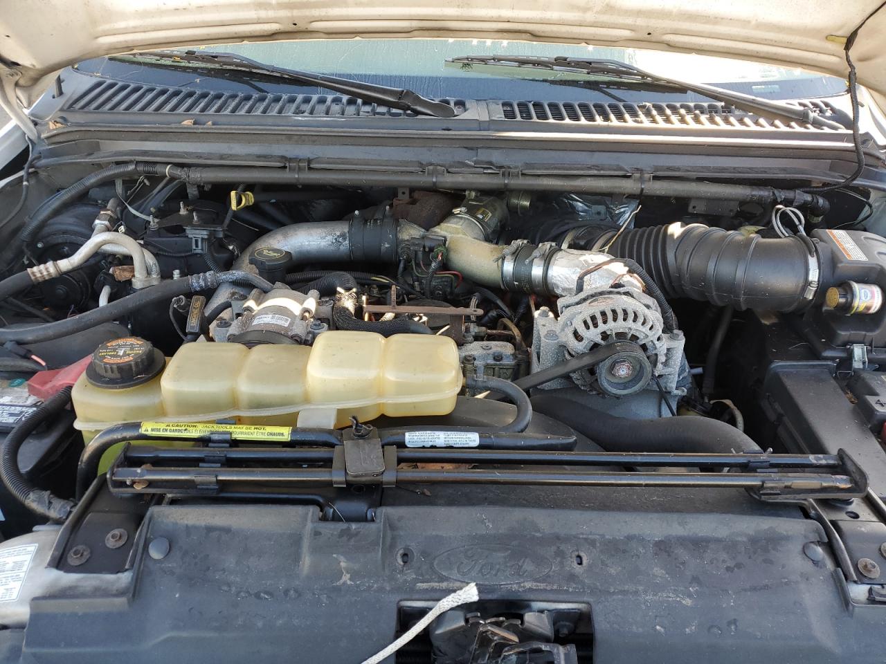 2001 Ford F250 - Image 12