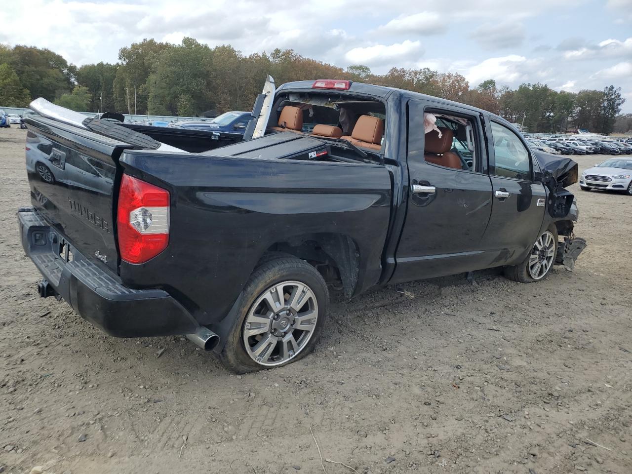 2014 Toyota Tundra - Image 3