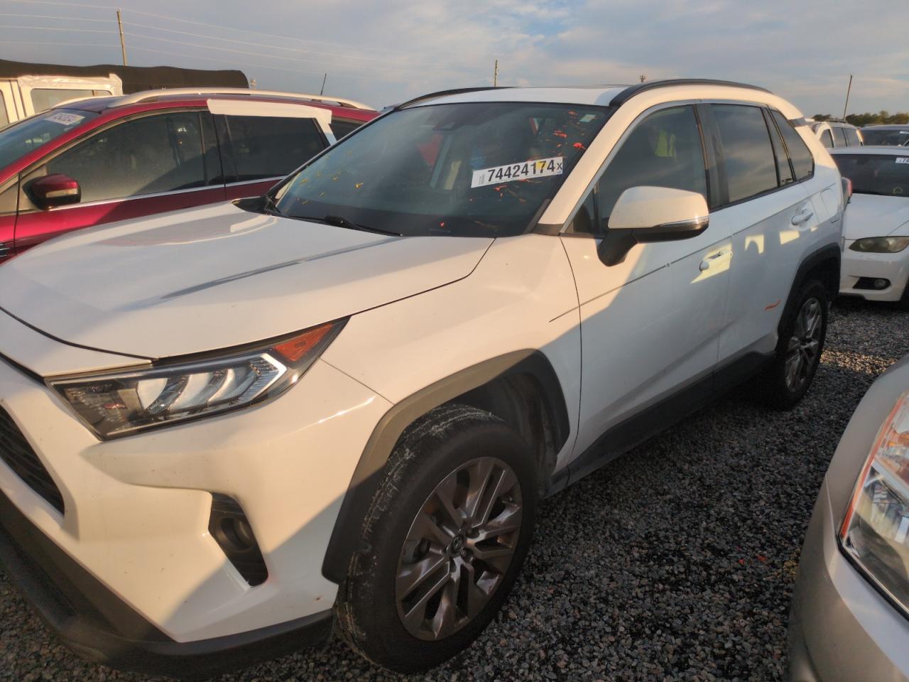 2020 Toyota RAV 4 - Image 1