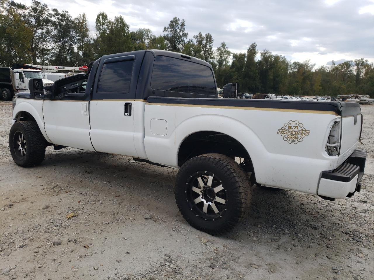 2013 Ford F250 - Image 2