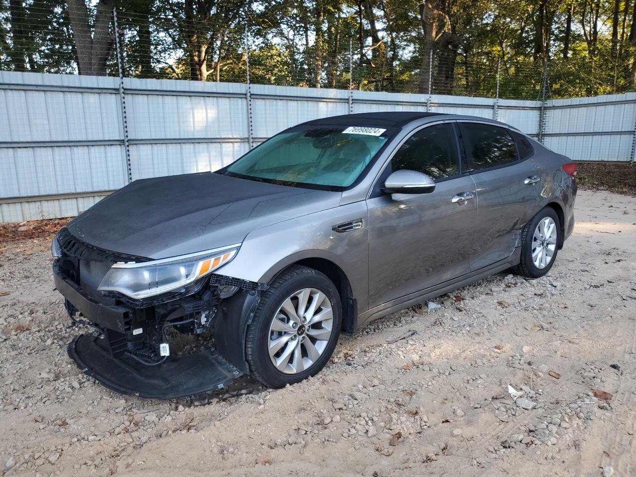 2016 Kia Optima Ex VIN: 5XXGU4L32GG040377 Lot: 76998024