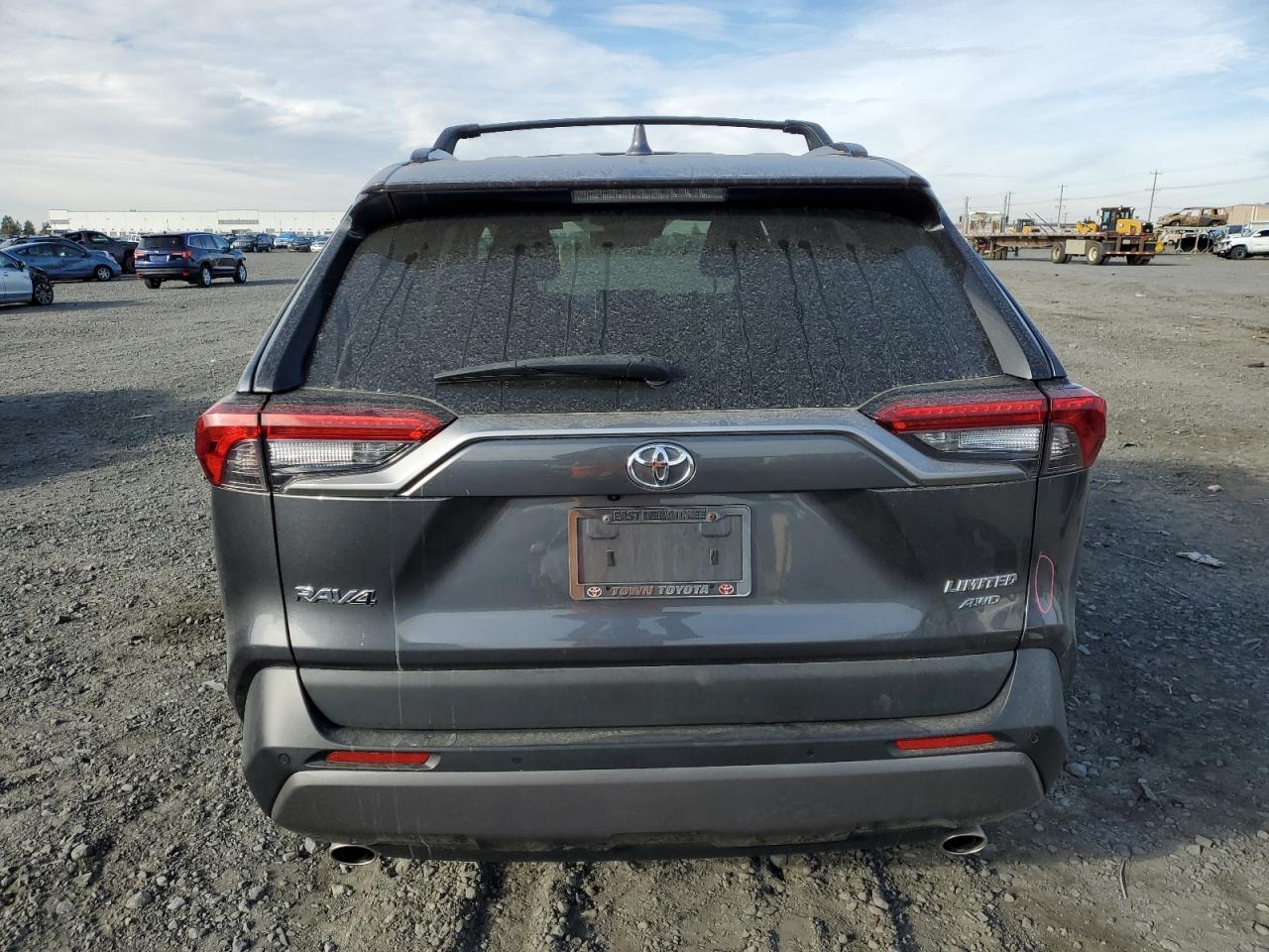 2020 Toyota Rav4 Limited VIN: 2T3N1RFV0LC136592 Lot: 76598194