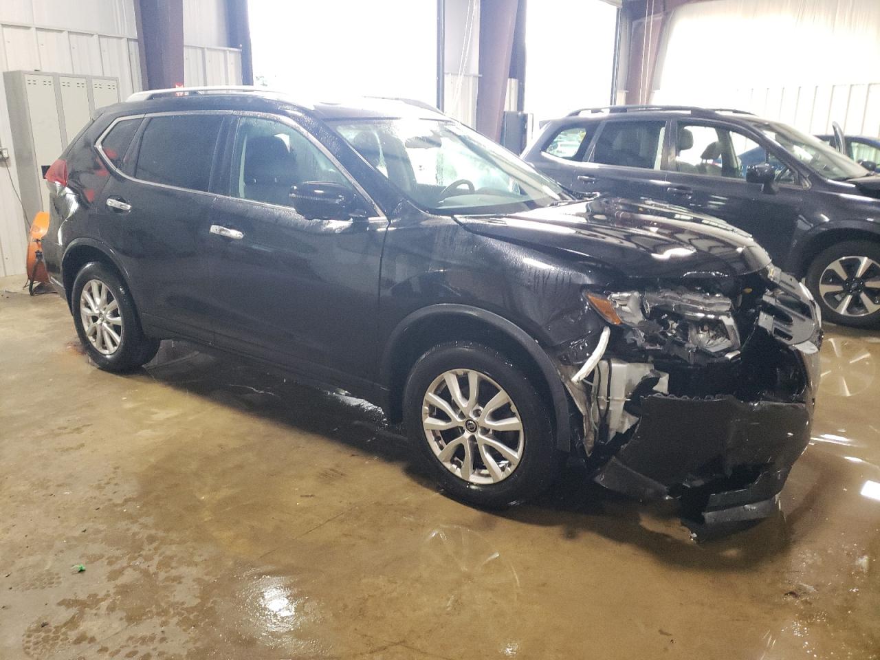 2018 Nissan Rogue - Image 4