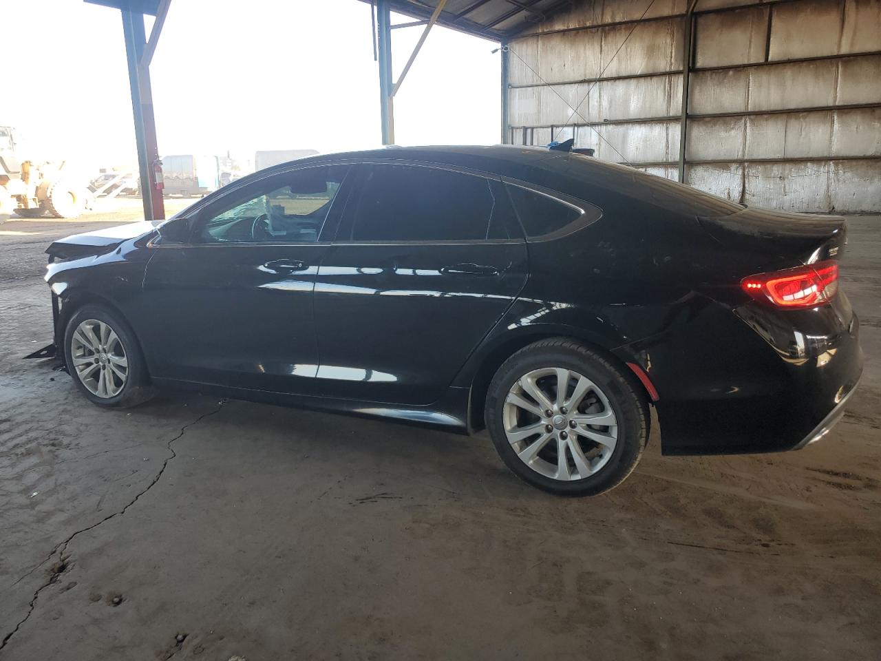 2016 Chrysler 200 - Image 2