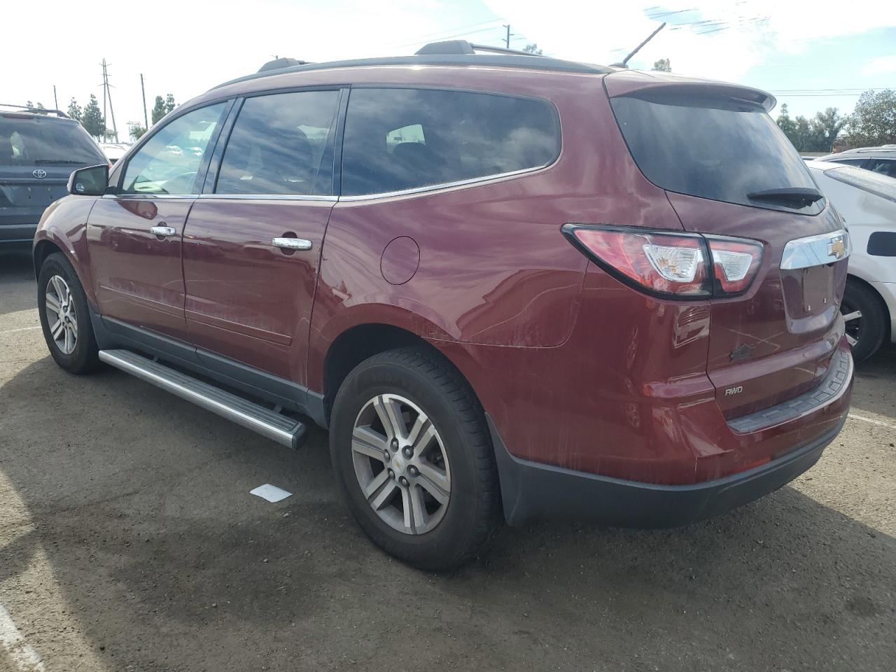 VIN 1GNKVHKD8FJ220778 2015 CHEVROLET TRAVERSE no.2