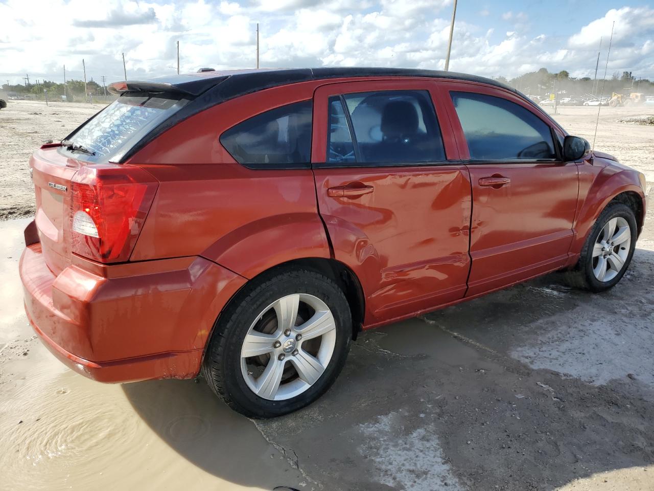 2010 Dodge Caliber - Image 3