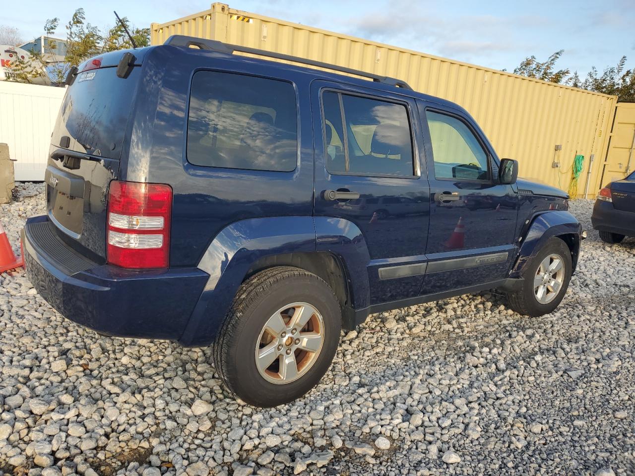 2012 Jeep Liberty (North America) - Image 3