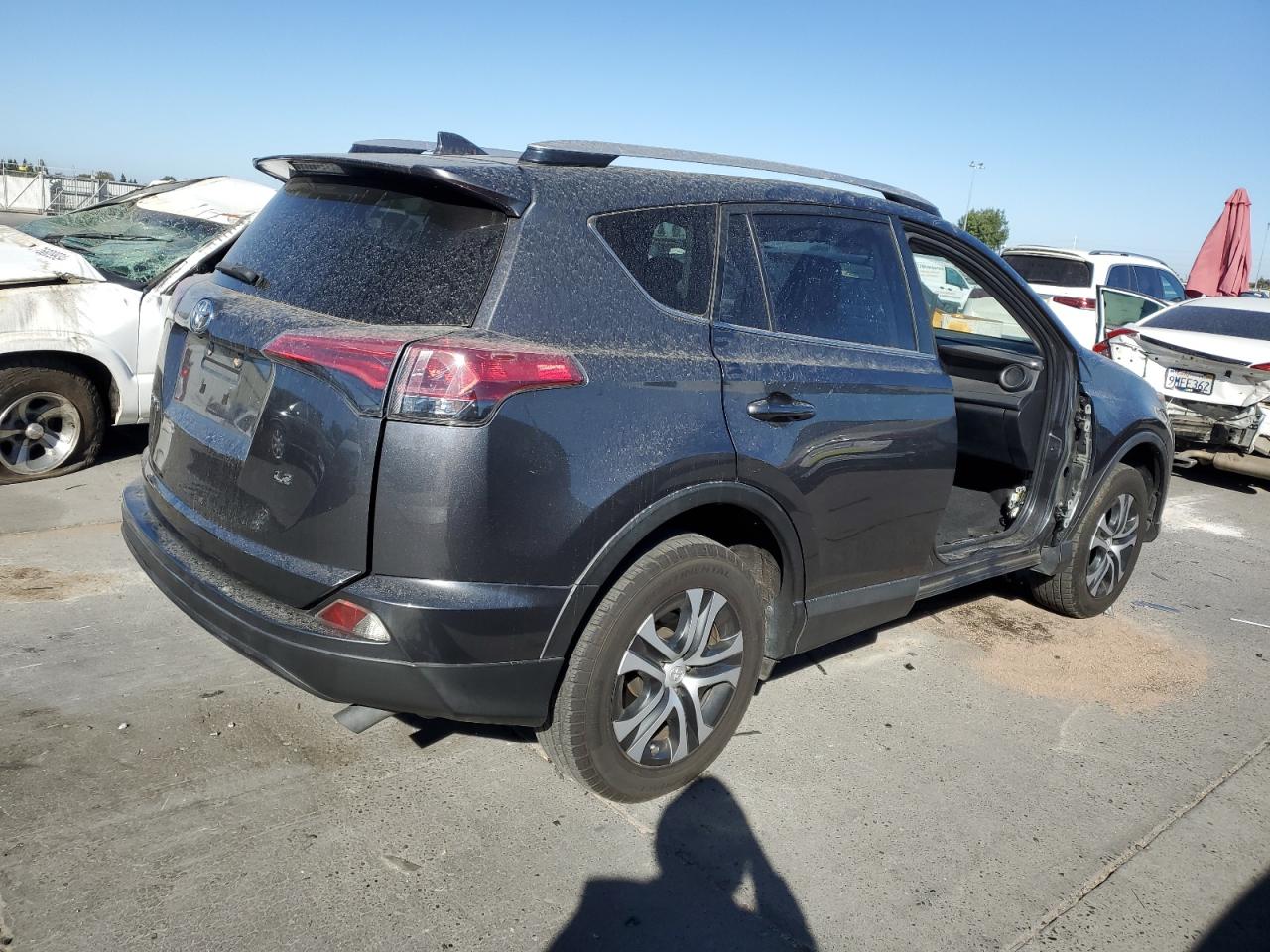 2016 Toyota RAV 4 - Image 3