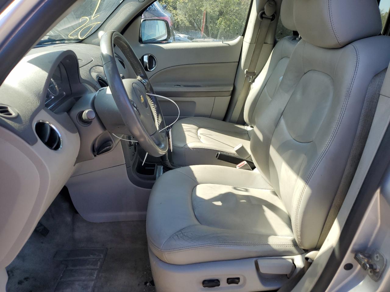 2011 Chevrolet HHR - Image 7