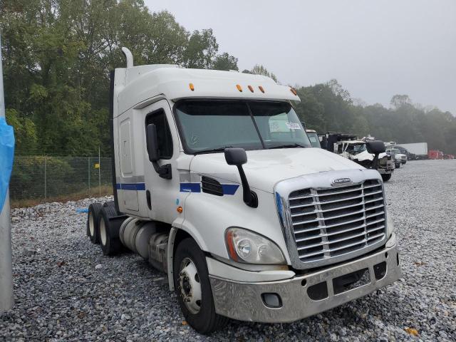 2015 Freightliner Cascadia 113 