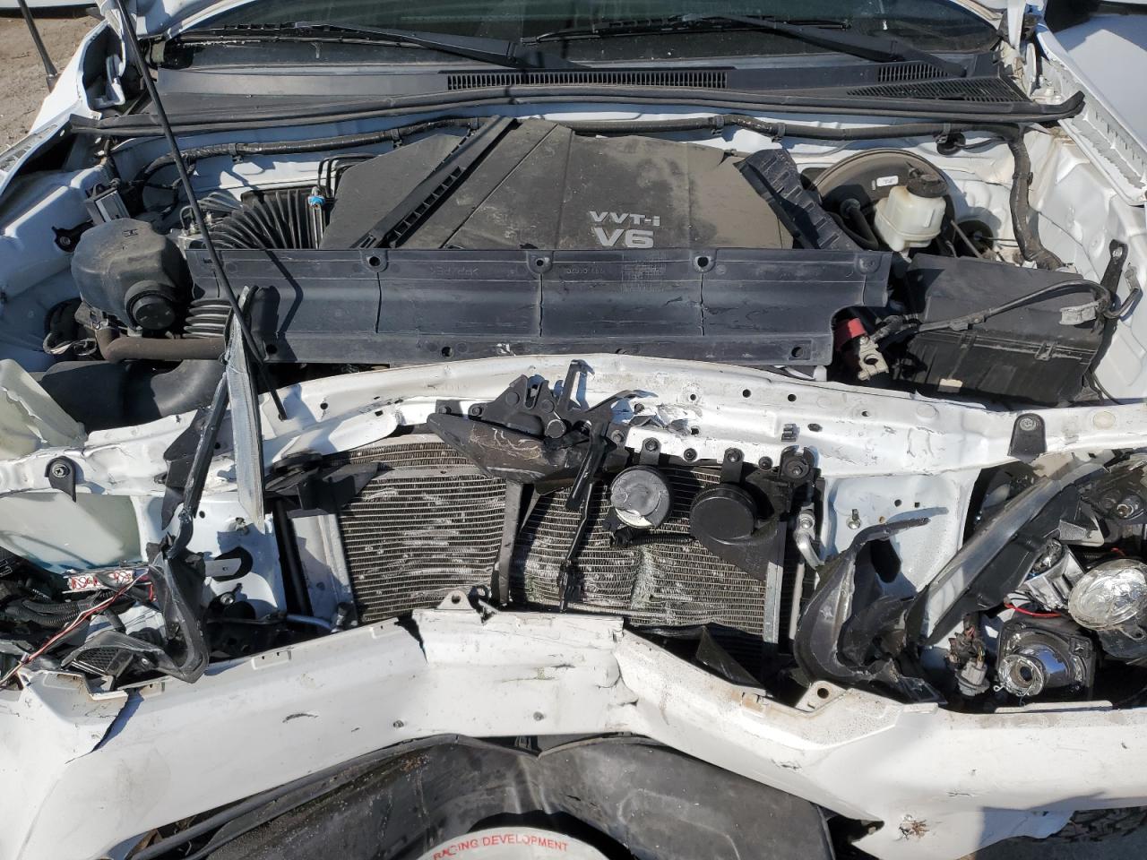 2013 Toyota Tacoma - Image 12