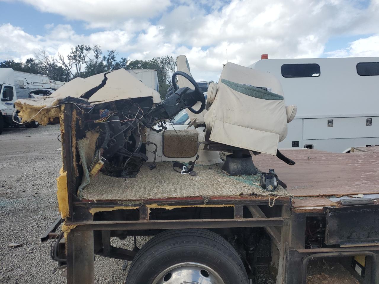 3FCNF53SXXJA08162 1999 Ford F550 Super Duty Stripped Chassis