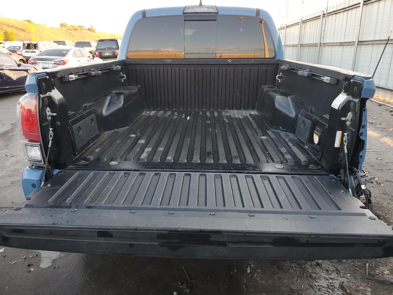 5TFCZ5AN1JX163081 2018 Toyota Tacoma Double Cab