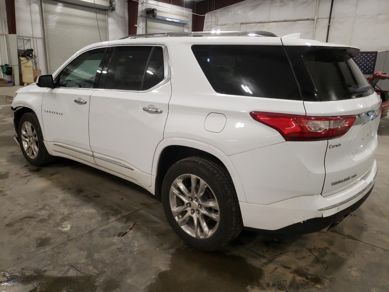 2019 Chevrolet Traverse - Image 2