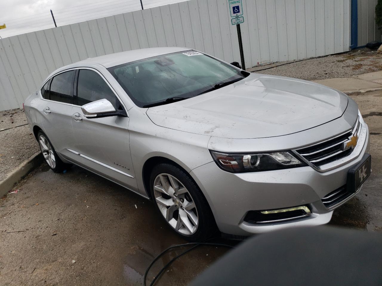 2015 Chevrolet Impala - Image 4