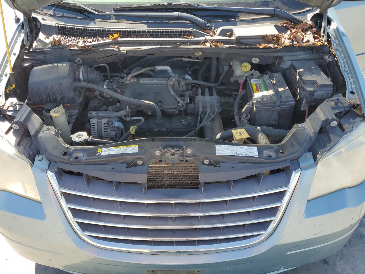 2A8HR54P98R133587 2008 Chrysler Town & Country Touring