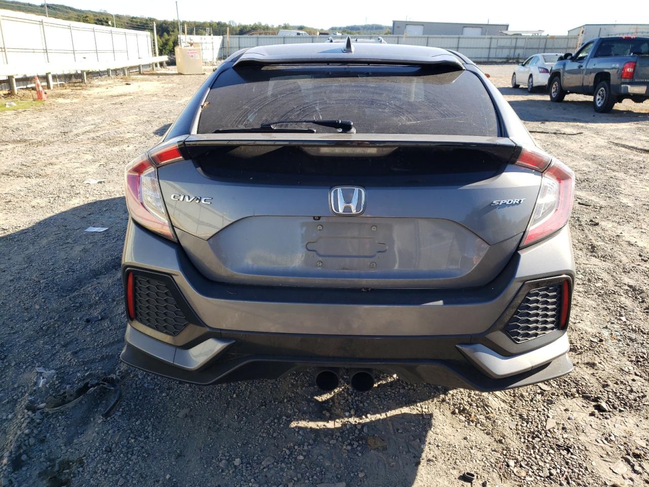 SHHFK7H40JU216758 2018 Honda Civic Sport