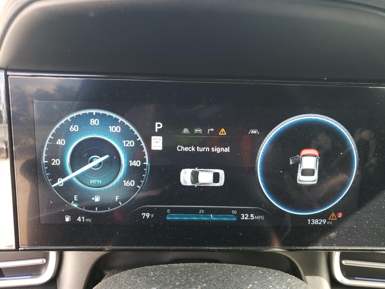 2024 Hyundai Elantra - Image 9
