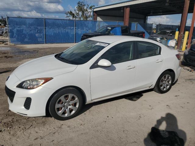  MAZDA 3 2012 Білий