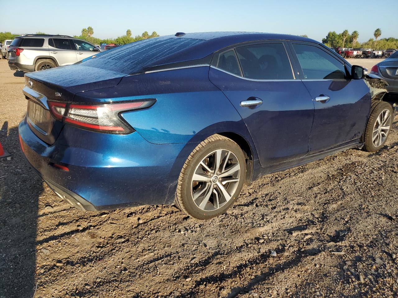 2020 Nissan Maxima - Image 3