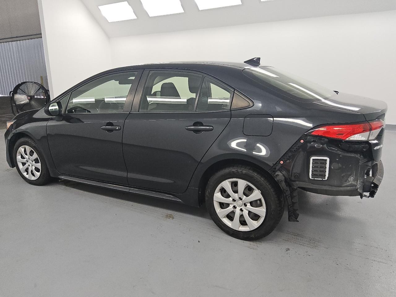 2021 Toyota Corolla Le VIN: JTDEPMAE4MJ169442 Lot: 71952774