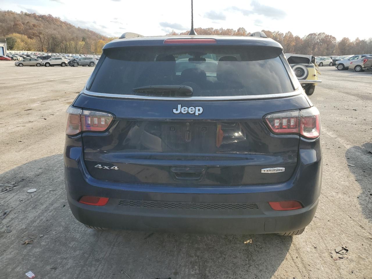2018 Jeep Compass - Image 6