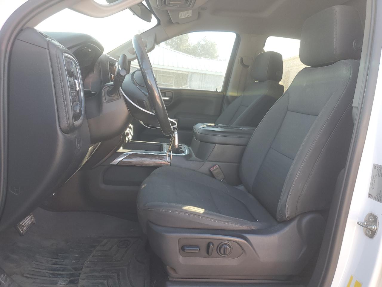 2019 Chevrolet Silverado - Image 7
