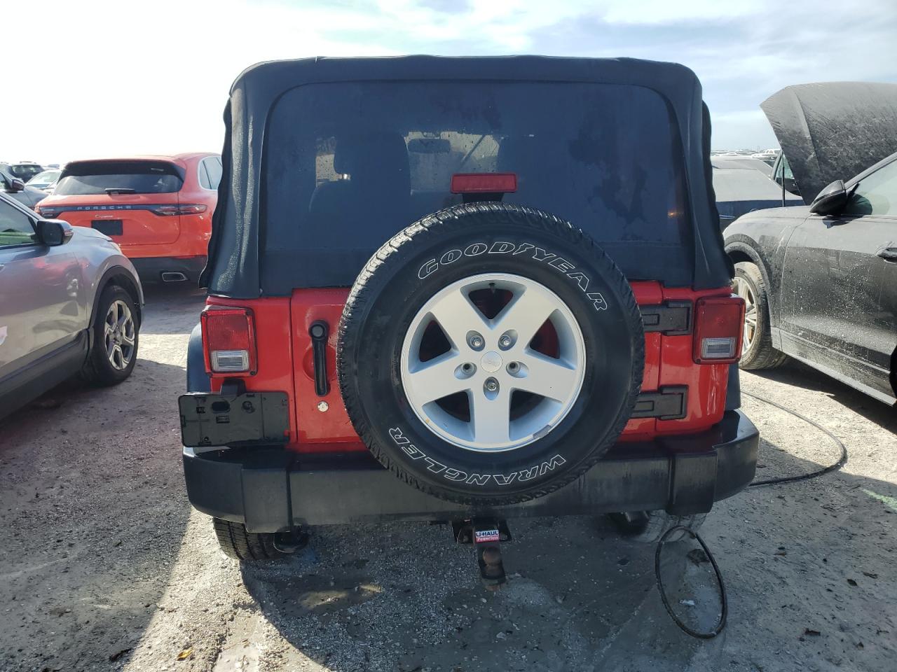 2016 Jeep Wrangler Sport VIN: 1C4AJWAG0GL109597 Lot: 75079184