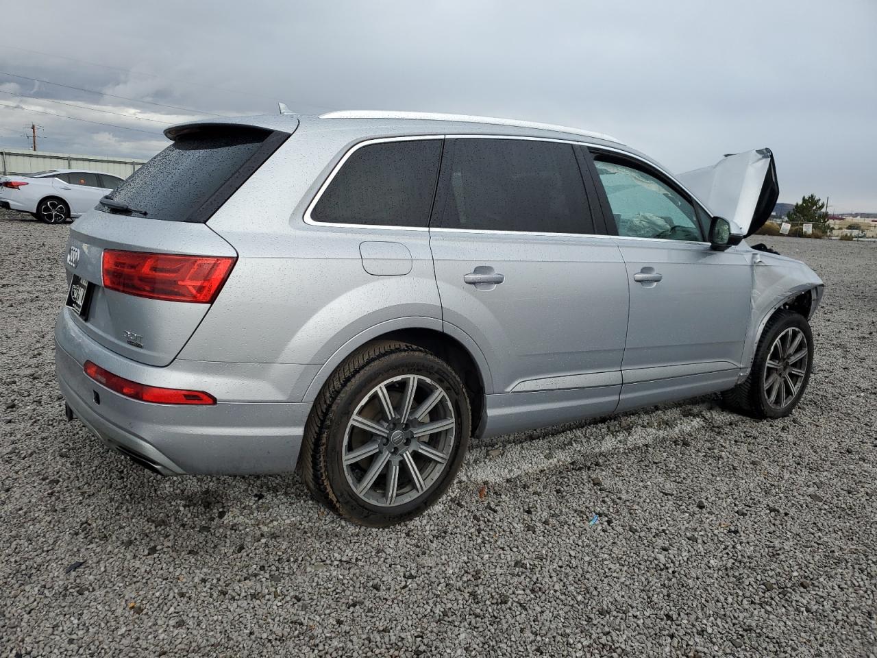2017 Audi Q7 - Image 3