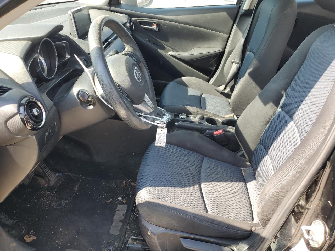 2016 Toyota Scion Ia VIN: 3MYDLBZV5GY107355 Lot: 73574774