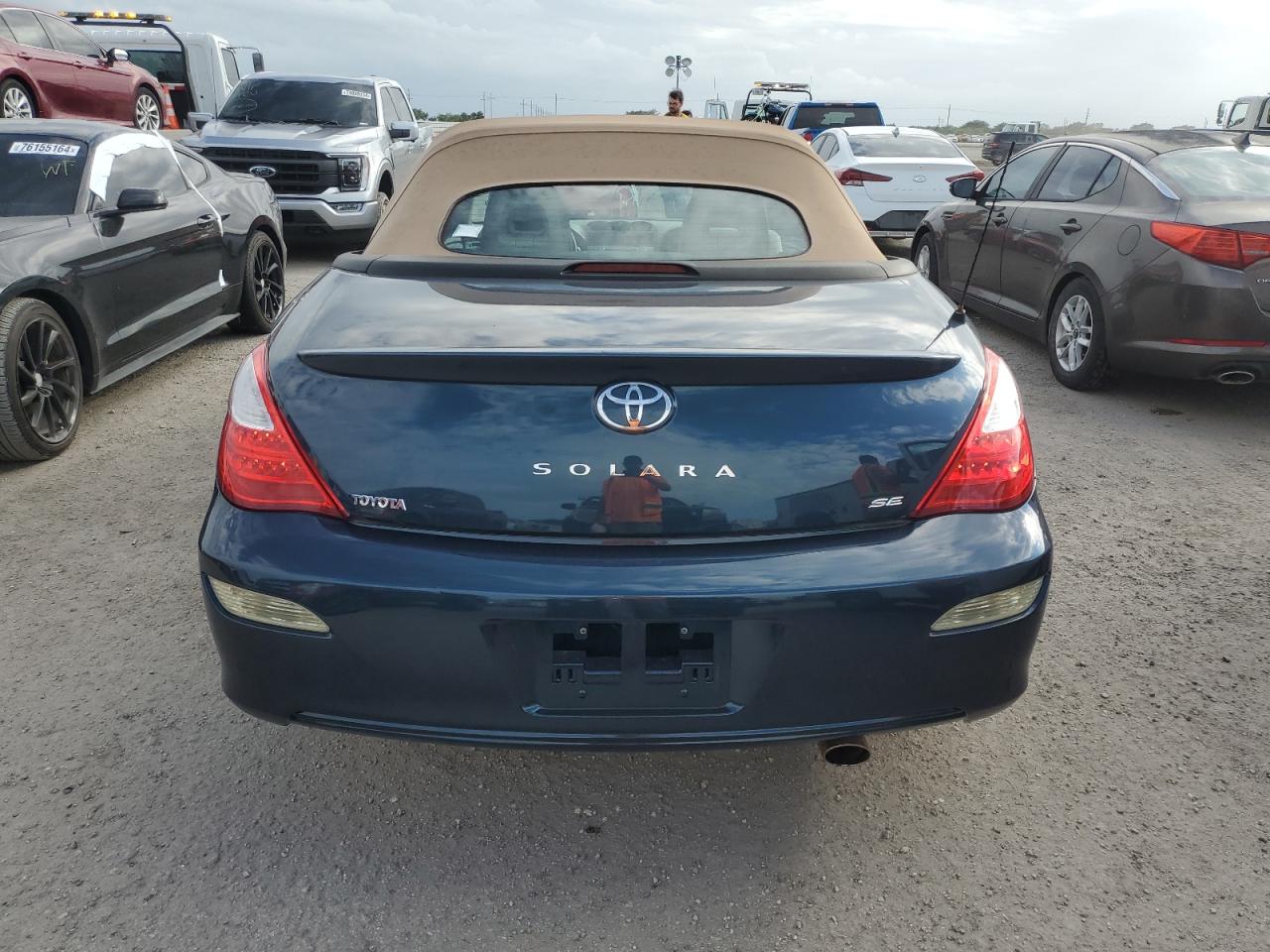 2007 Toyota Camry Solara Se VIN: 4T1FA38P17U116588 Lot: 75071324