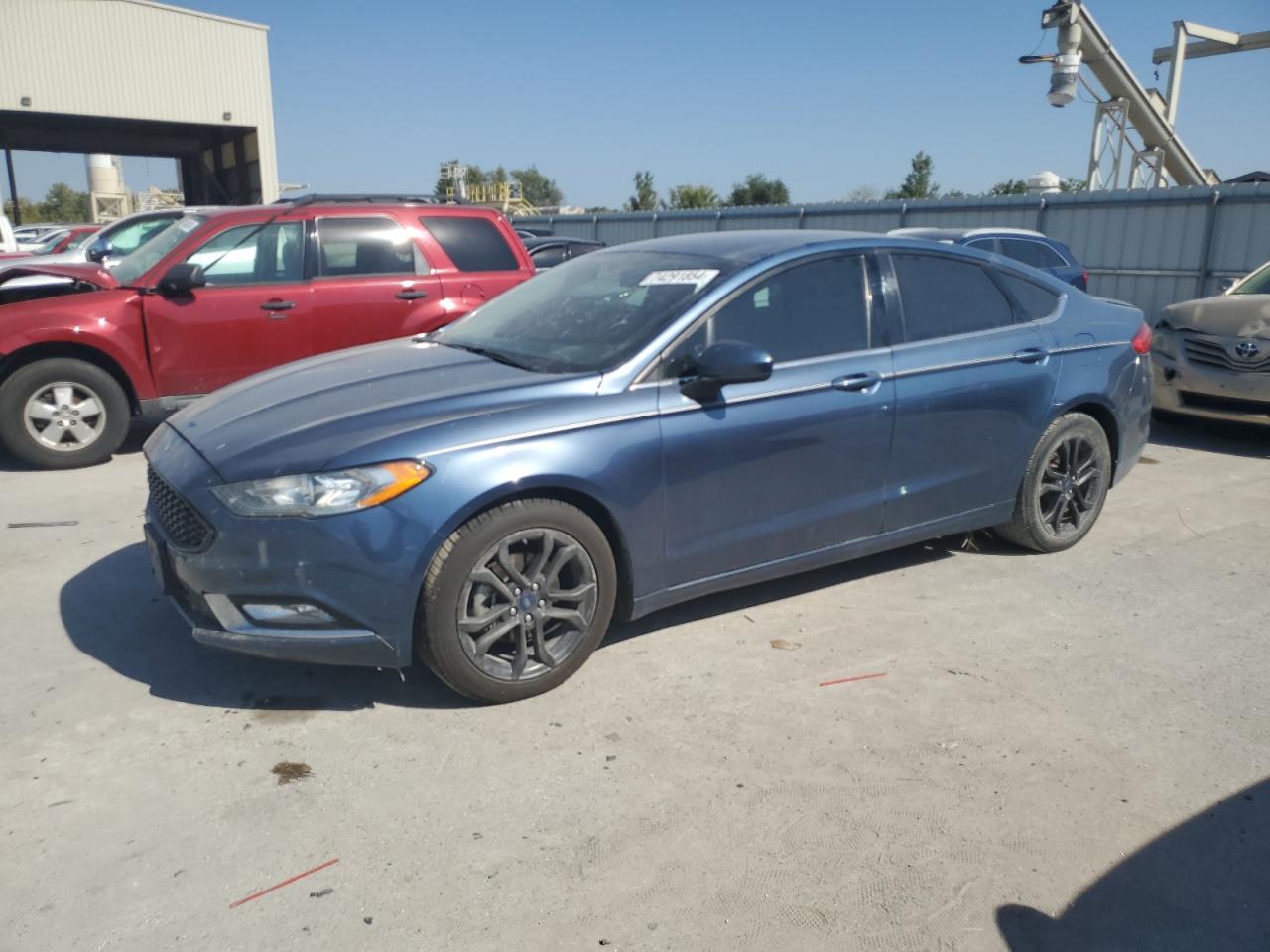 VIN 3FA6P0HD4JR260261 2018 FORD FUSION no.1