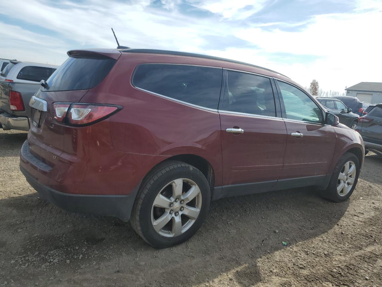 2017 Chevrolet Traverse - Image 3