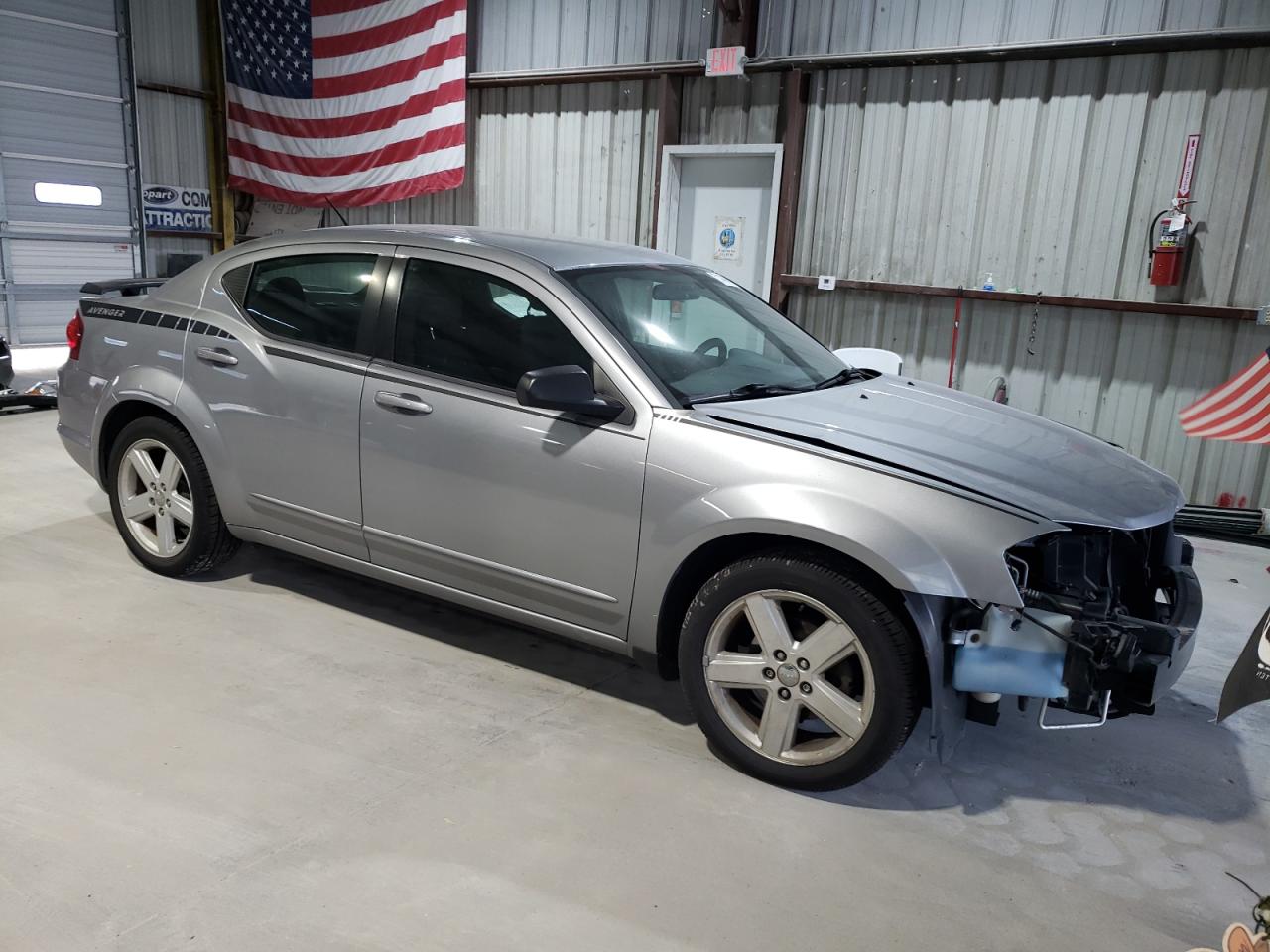2013 Dodge Avenger - Image 4