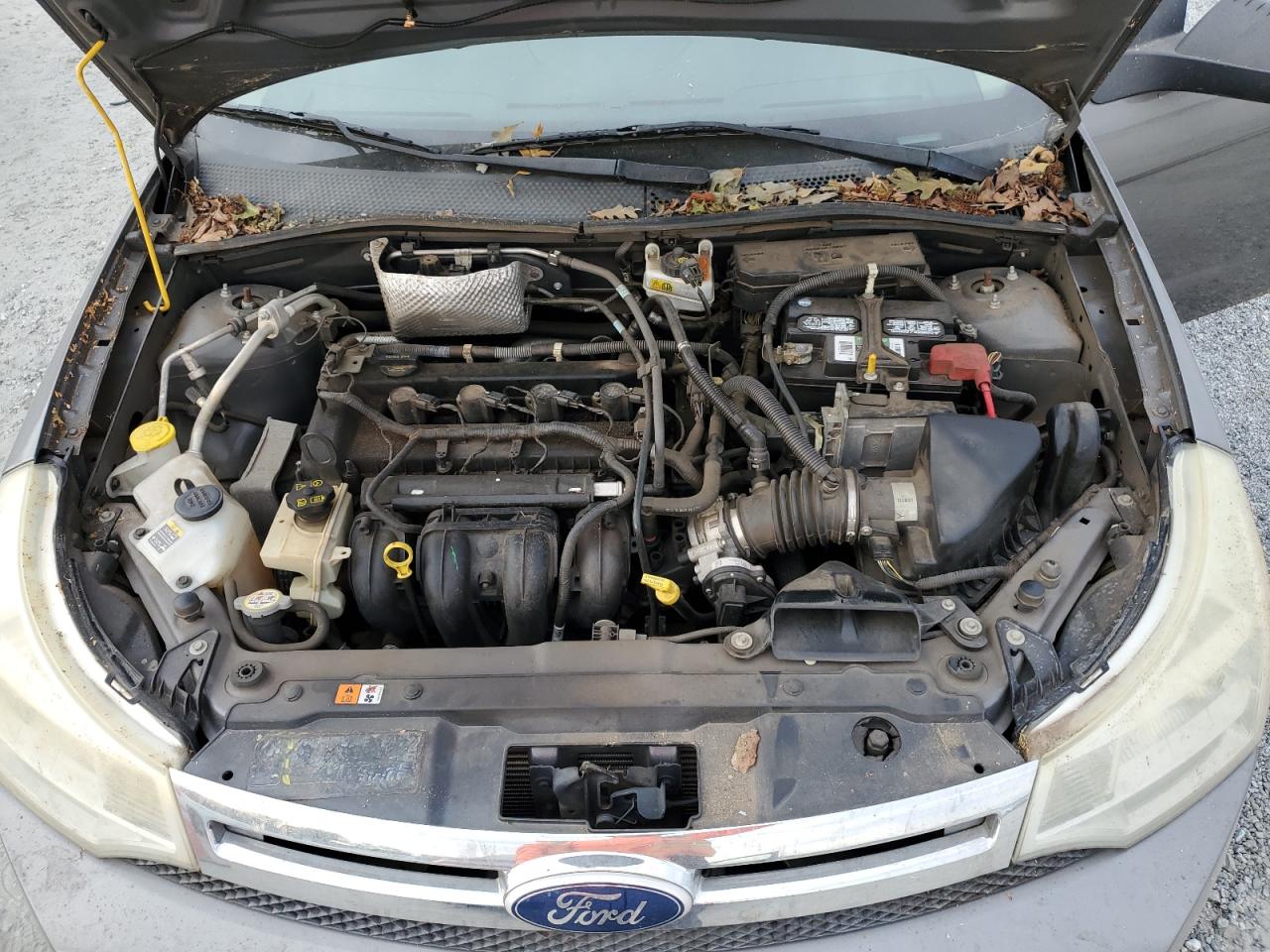 2010 Ford Focus - Image 11
